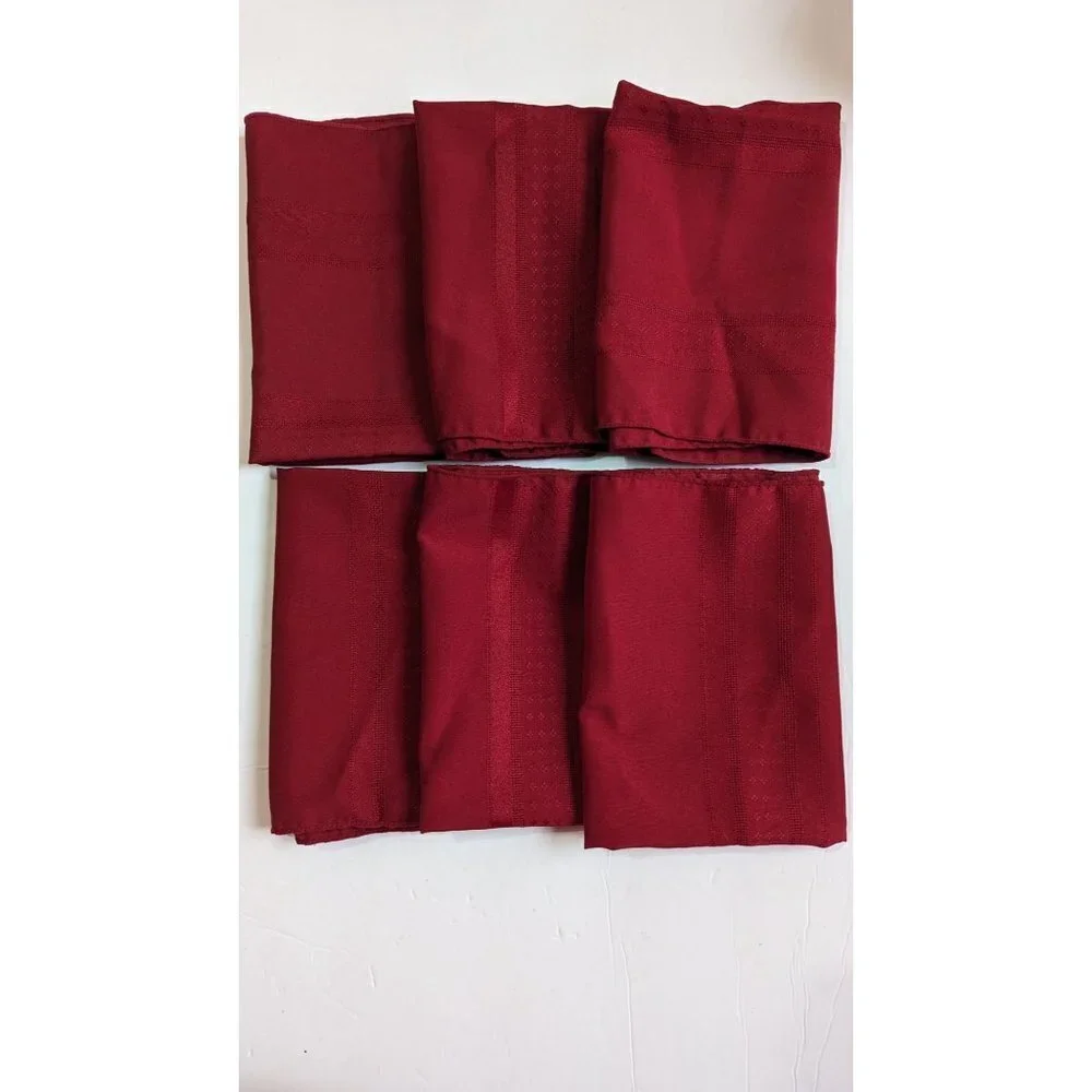 Napkin set of 6‎ red table linens Christmas Holiday 17 x 17